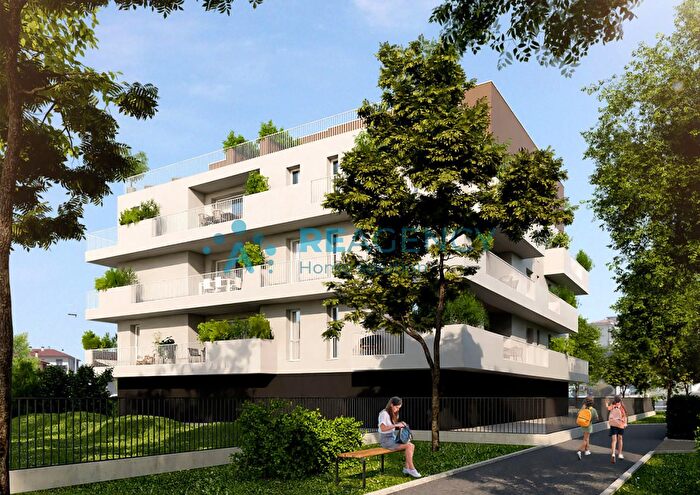 Appartamento quadrilocale in vendita in Via Fogazzaro, Creazzo