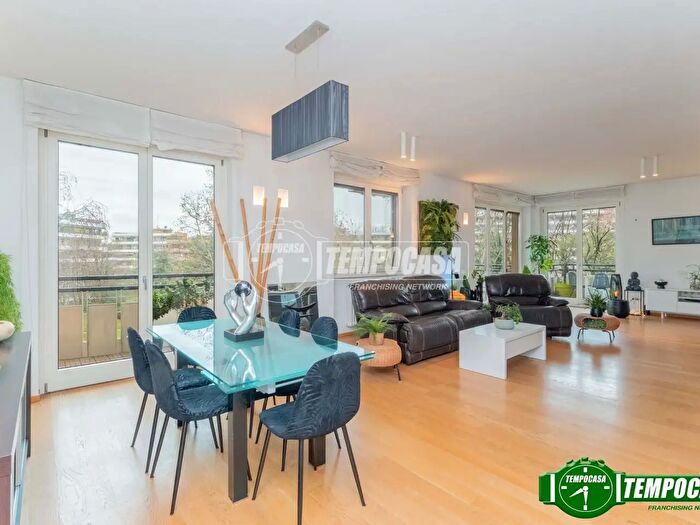 Appartamento con 5 locali in vendita in Via Matteo Civitali, Milano