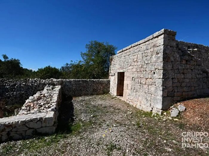 Casa in vendita in Cisternino