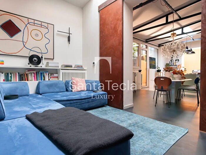 Appartamento quadrilocale in vendita in Via Angelo Masina, Milano