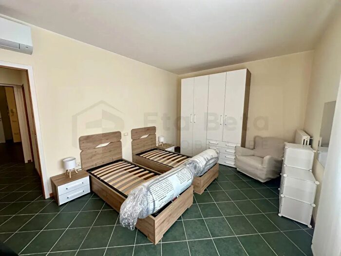 Appartamento trilocale in affitto in Via Annibale da Bassano, Padova