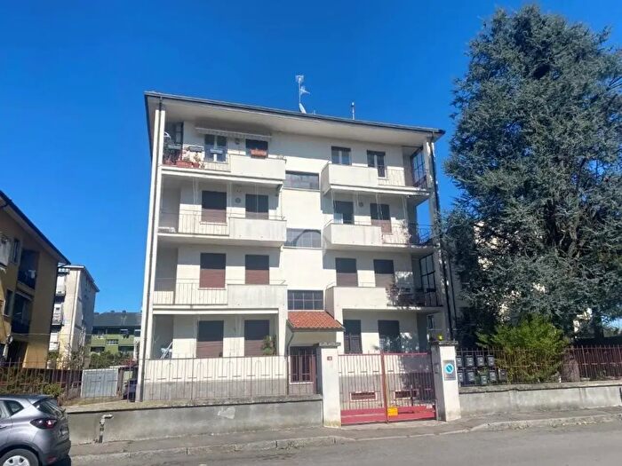 Appartamento bilocale in vendita in Via Vespucci, Parabiago