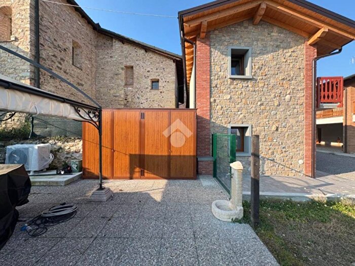 Appartamento bilocale in affitto in Ottimo Stato, Colombaro Timoline, Corte Franca