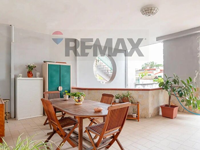 Appartamento con 6 locali in vendita in Via del Mare, Marano Di Napoli
