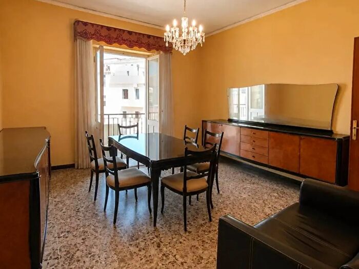 Appartamento trilocale in vendita in Cagliari