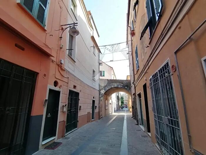 Appartamento monolocale in vendita in Via Stefano Grosso, Albissola Marina