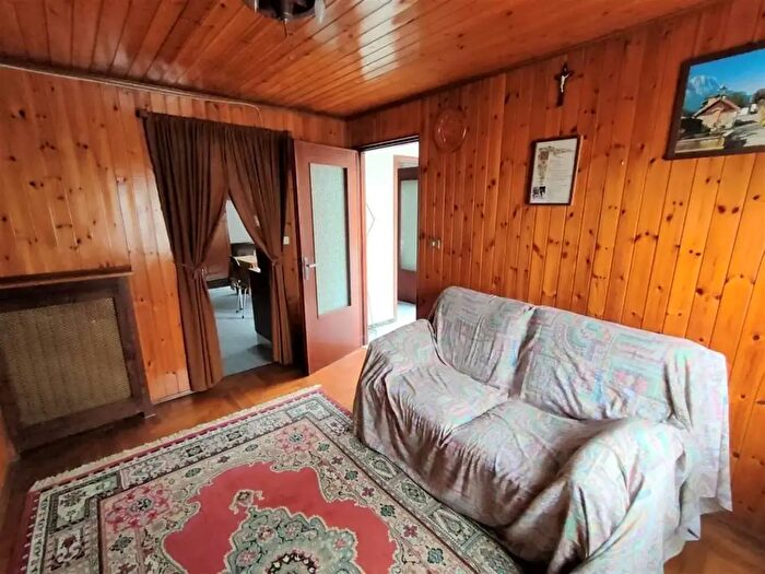 Casa con 8 locali in vendita in Valerod, Pontey