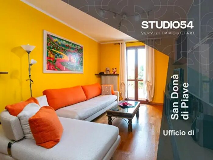 Appartamento quadrilocale in vendita in Via Peschiere, Casale Sul Sile
