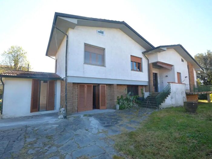 Casa con 5 locali in vendita in I SDonato, Lucca