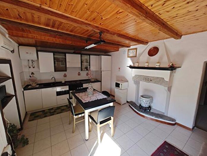 Appartamento monolocale in vendita in Piazza Giuseppe Garibaldi, Alta Valle Intelvi