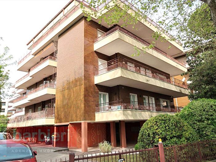 Appartamento trilocale in affitto in Viale Volturno, Centro, Cervia