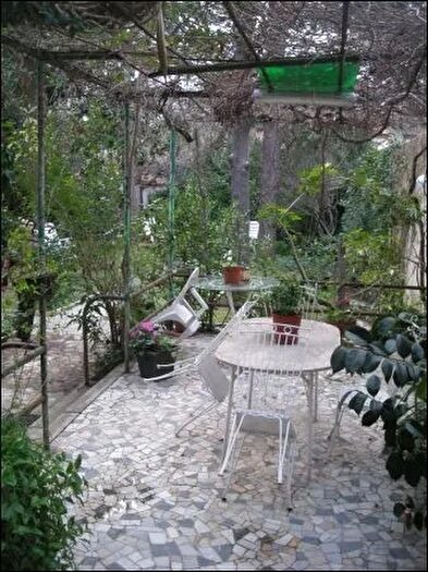 Casa con 8 locali in vendita in Livorno