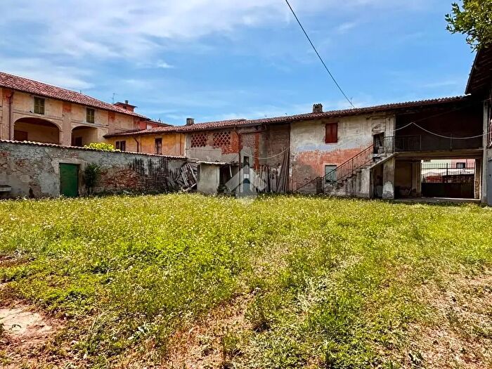 Casa con 15 locali in vendita in Via Alessandro Manzoni, Castel Rozzone