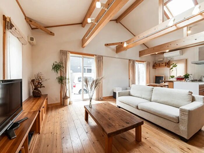 Case in Vendita e in Affitto - 3