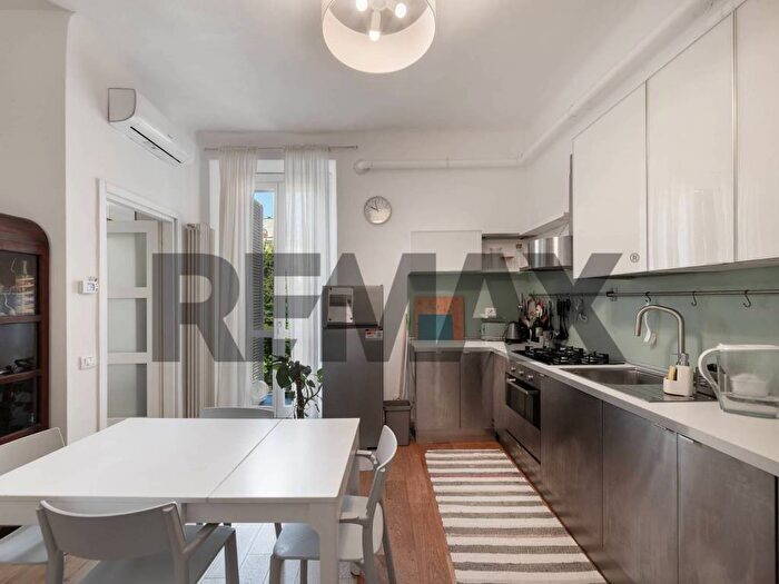 Appartamento bilocale in affitto in via Termopili, Pasteur, Milano