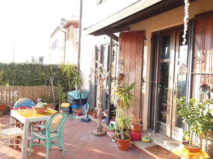 Casa quadrilocale in vendita in Rosignano Marittimo