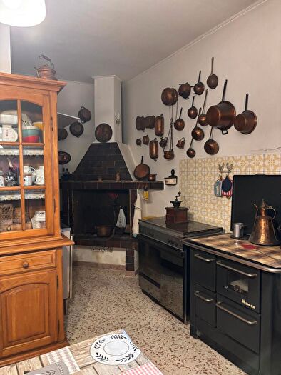 Casa con 6 locali in vendita in Masi