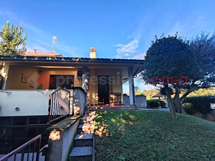 Case in Vendita e in Affitto - 3