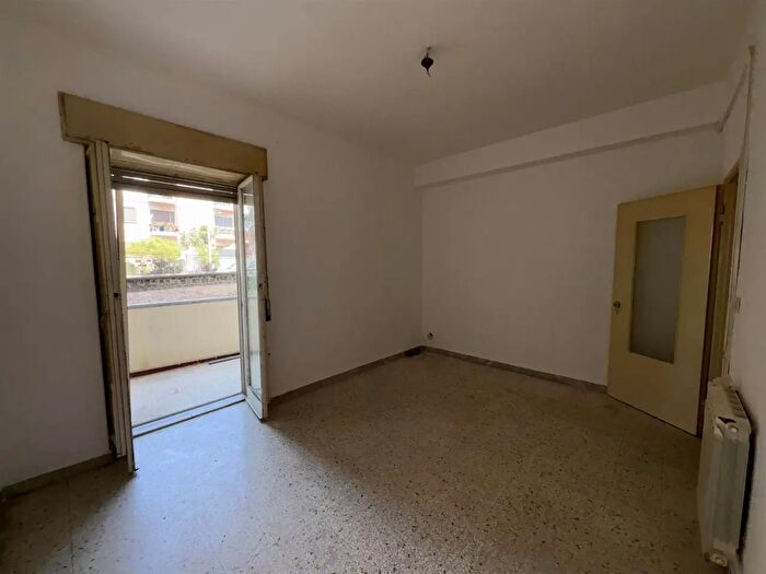 Appartamento trilocale in vendita in Via Nervesa della Battaglia, Catania