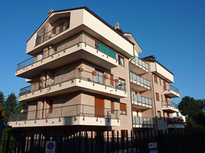 Appartamento bilocale in affitto in Via Giacomo Matteotti, Centro, Parabiago