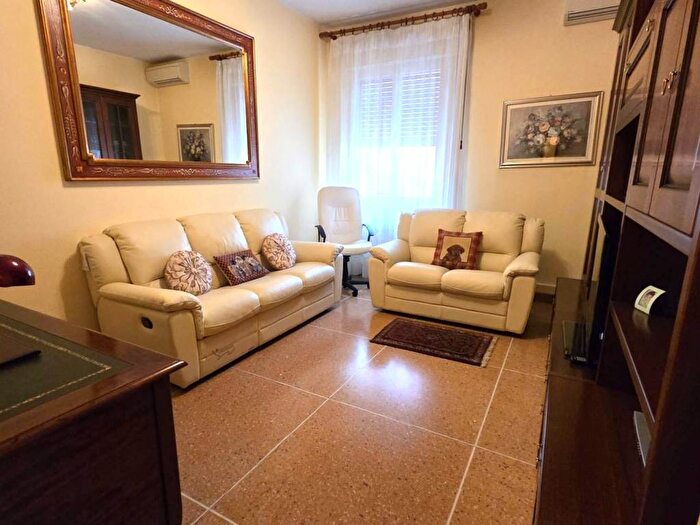 Appartamento trilocale in affitto in Via Amerigo Vespucci, Centro Garibaldi, Casalecchio di Reno