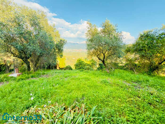 Casa quadrilocale in vendita in Via Montebuono, Vezzano Ligure