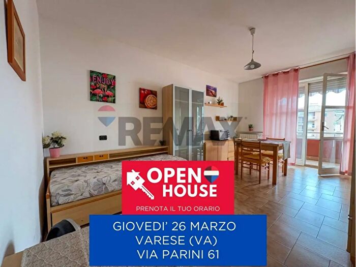 Appartamento monolocale in vendita in Via Parini, Varese
