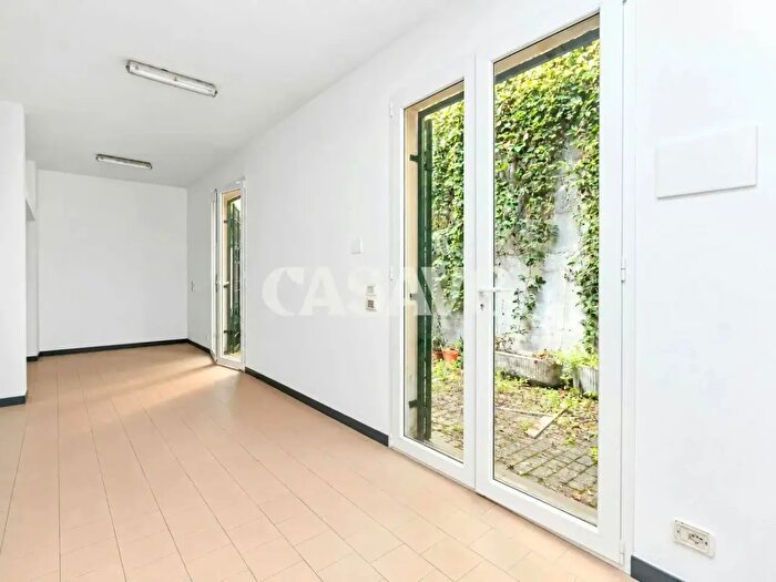 Appartamento trilocale in vendita in Via Alessandro Lamarmora, Rapallo