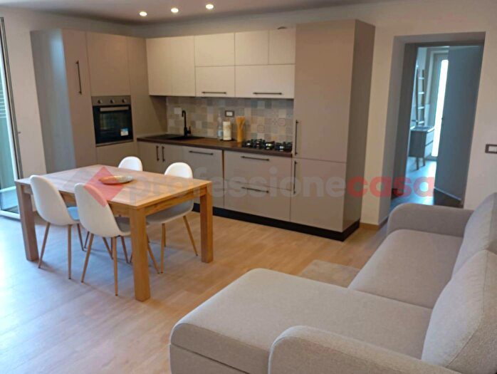 Appartamento bilocale in vendita in Via Trento, Roviano