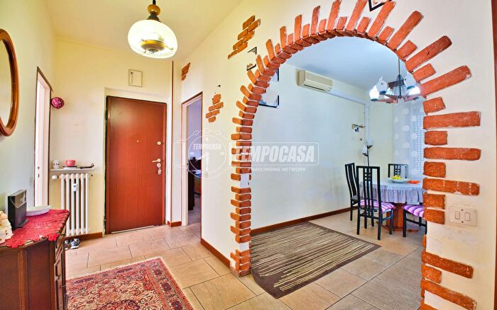 Appartamento trilocale in vendita in Cameri