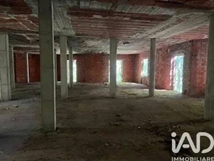 Casa con 5 locali in vendita in Via Cipriano Faccinetti, Somma Lombardo
