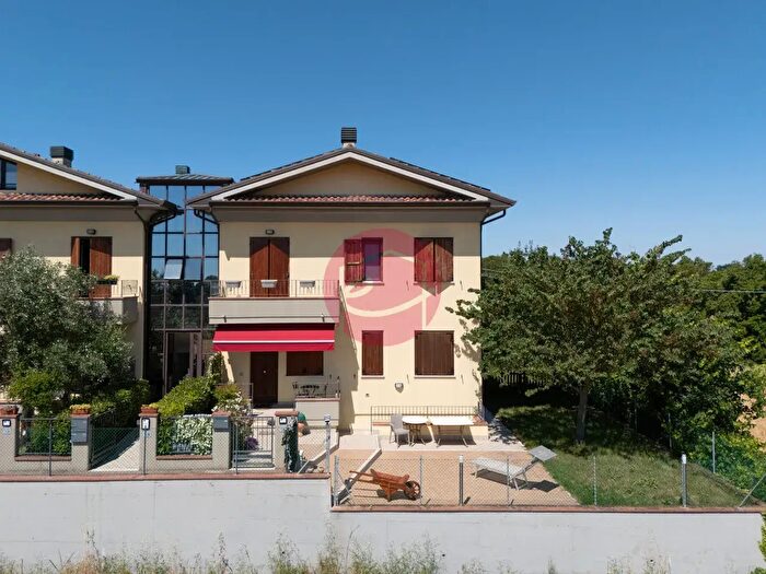 Appartamento trilocale in vendita in Santarcangelo Di Romagna