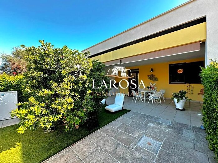 Casa quadrilocale in vendita in Melendugno