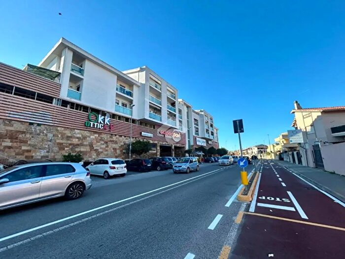 Appartamento trilocale in vendita in Via della Libertà, Selargius