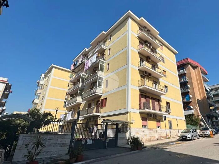 Appartamento trilocale in vendita in Via Pietro Mascagni, San Giorgio A Cremano