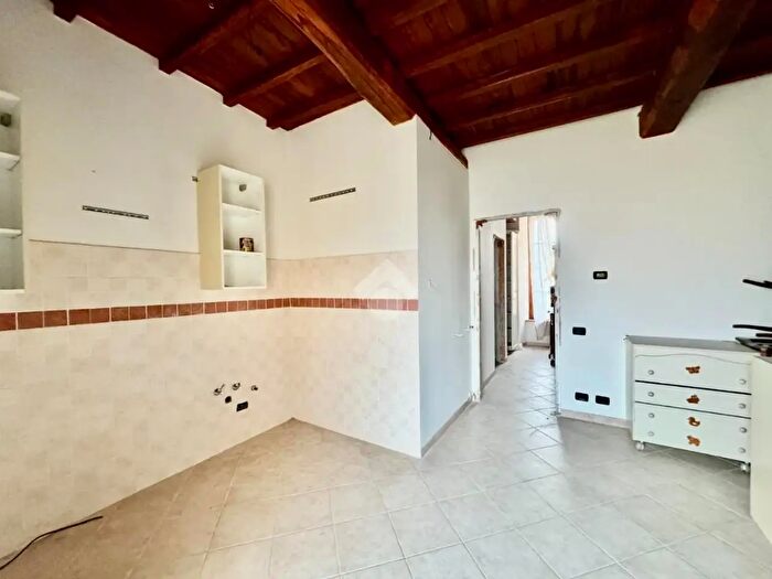 Appartamento bilocale in vendita in Via Mammianese Nord, Pescia