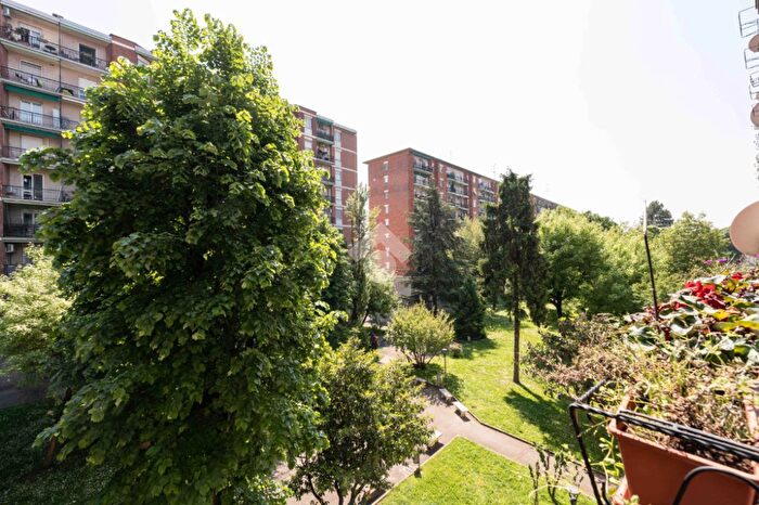 Appartamento bilocale in vendita in Largo Promessi Sposi, Milano