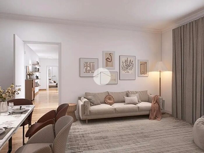 Appartamento trilocale in vendita in Roma Via Fornovo, Roma