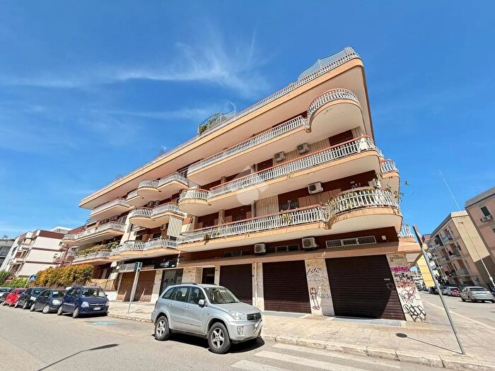Appartamento con 5 locali in vendita in Via Sergio Pansini, Bari