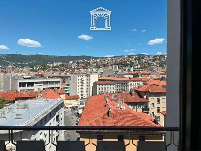 Appartamento quadrilocale in vendita in Viale dAnnunzio, Trieste