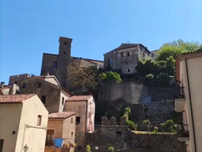 Casa quadrilocale in vendita in Via Grisi, Trecchina