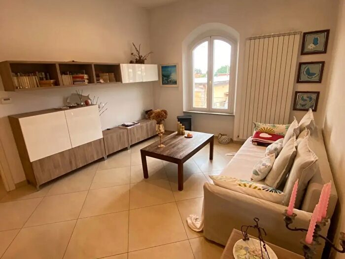 Appartamento quadrilocale in affitto in Pietrasanta