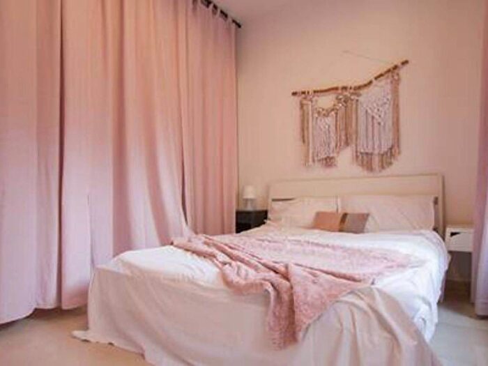 Appartamento trilocale in affitto in Via dei Piatti, Carrobbio, Milano