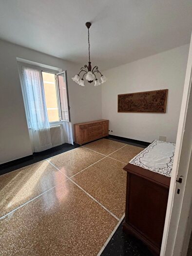 Appartamento con 5 locali in vendita in Via Tanini, Genova