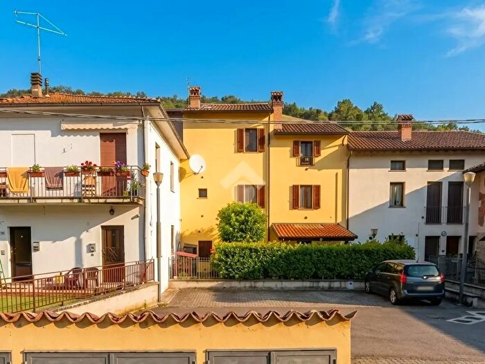 Appartamento trilocale in vendita in Via Valtermina, Traversetolo
