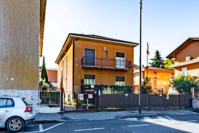 Appartamento trilocale in vendita in Via Lodovico Ariosto, Cinisello Balsamo