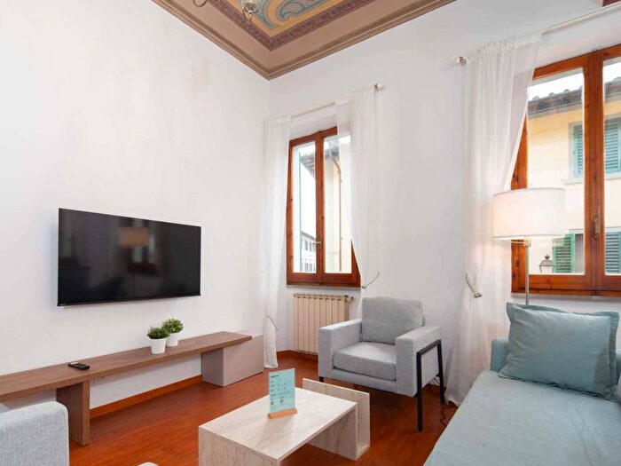 Appartamento trilocale in affitto in Via delle Ruote, San Marco SS Annunziata, Firenze