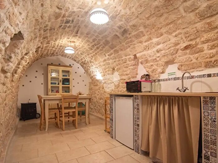 Casa trilocale in vendita in Via Santa Maria La Nova, Conversano