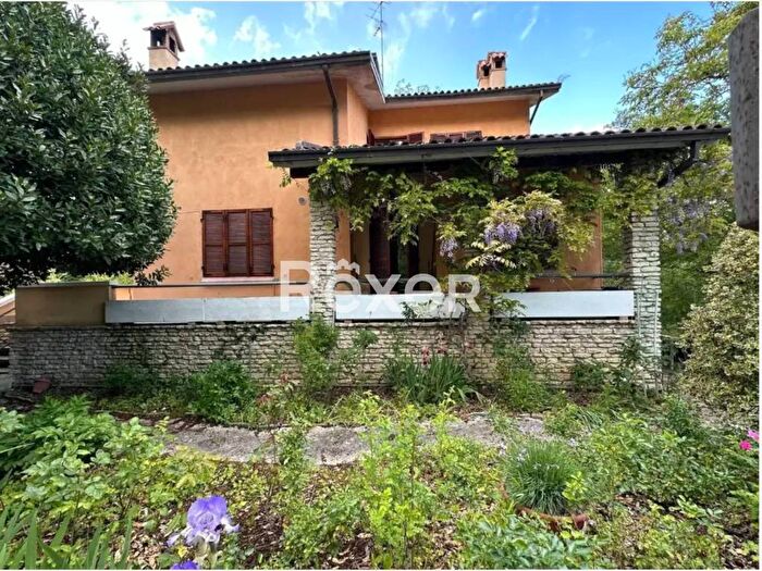 Casa con 6 locali in vendita in Via Battisti, Centro, Cerreto d'Esi