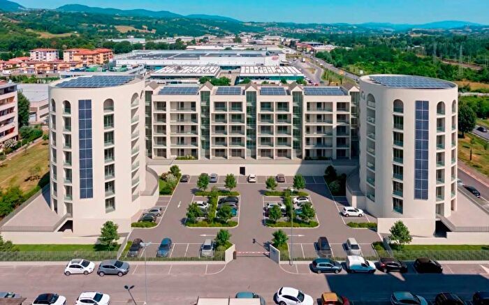 Appartamento trilocale in vendita in Via Strasburgo, Figline Valdarno, Figline e Incisa Valdarno